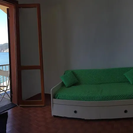 Апартаменты Pier Seaview Монелья